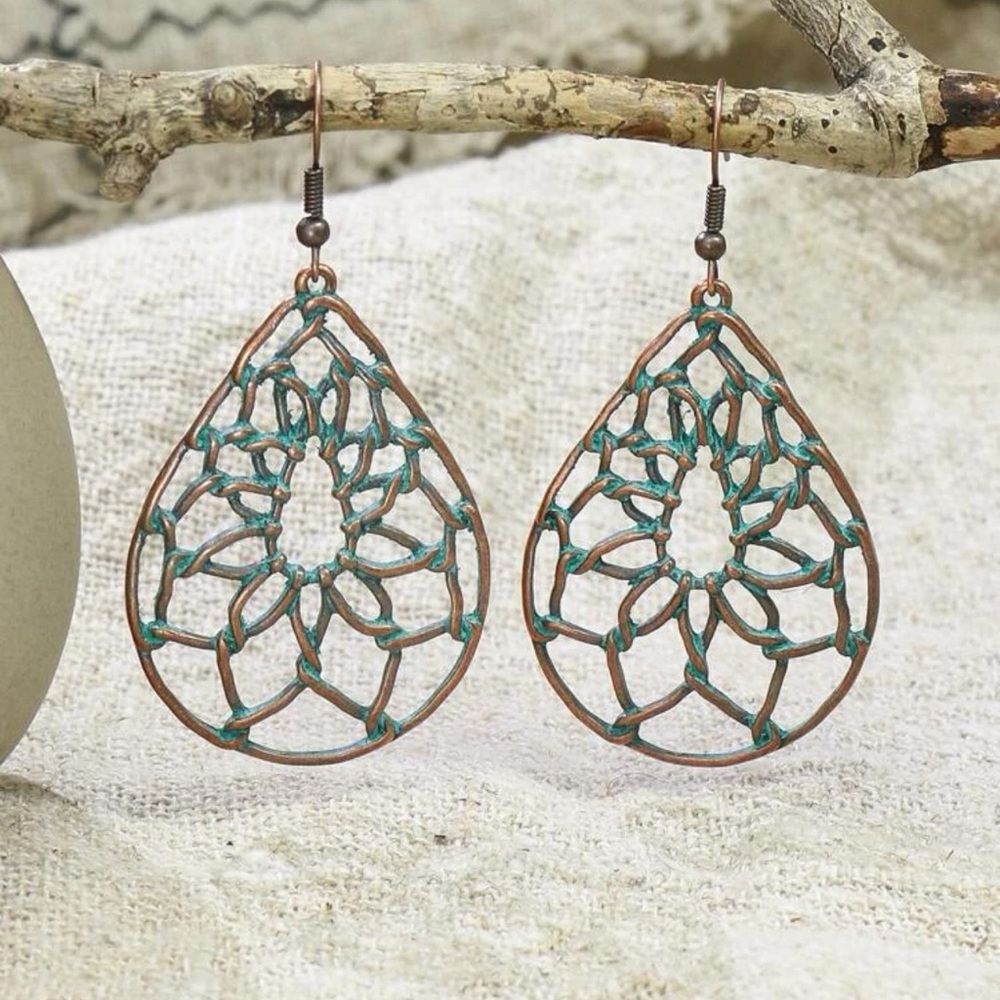 New Bohemian Cut Out Floral Dream Catcher Copper Turquoise Dangle Earrings - Picture 3 of 8